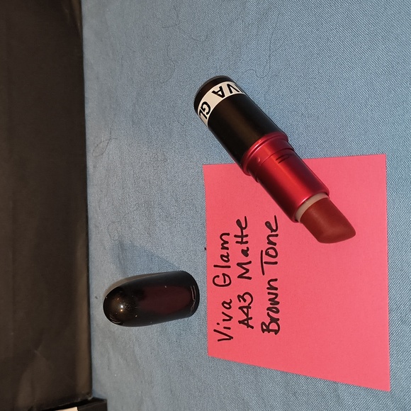 MAC Viva Glam A43 Matte Lipstick Used 💄- Discontinued - Picture 6 of 7